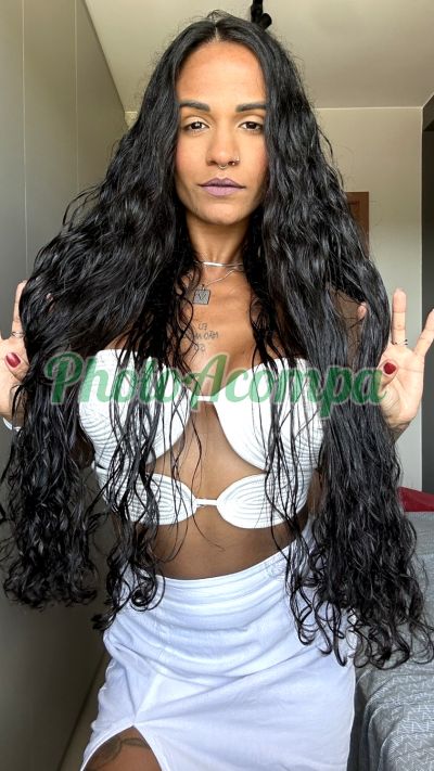 Vick Araujo, garota de programa no Recreio dos Bandeirantes (RJ)