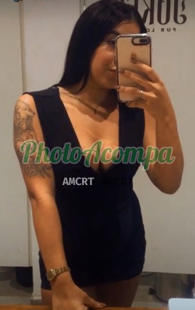 Mariana Rio, mulher que faz videochamadas e sexting