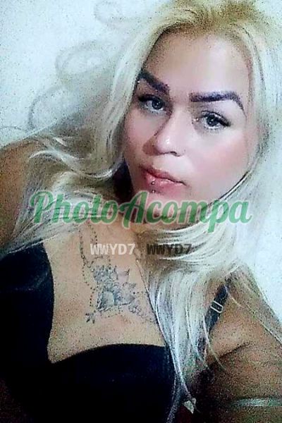 Danny, travesti em Suzano