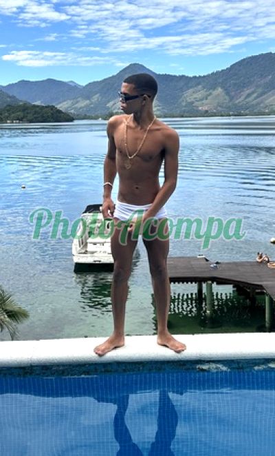 Júnior Silva, garoto de programa em Copacabana (RJ)