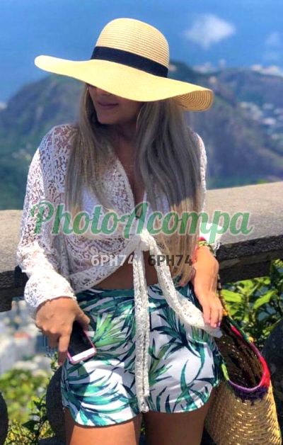 Ana, mulher que faz massagens eróticas no Rio de Janeiro