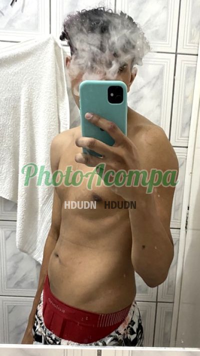 Ikizin, garoto de programa em São Paulo