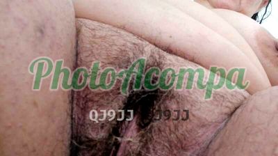 Lua, mulher que faz videochamadas e sexting