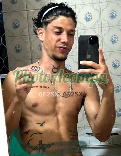Rodrigo, garoto de programa em São João de Meriti