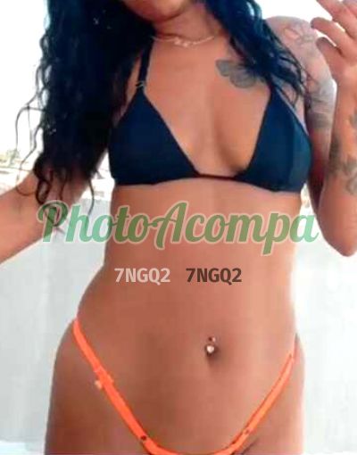 Lorena, mulher que faz videochamadas e sexting