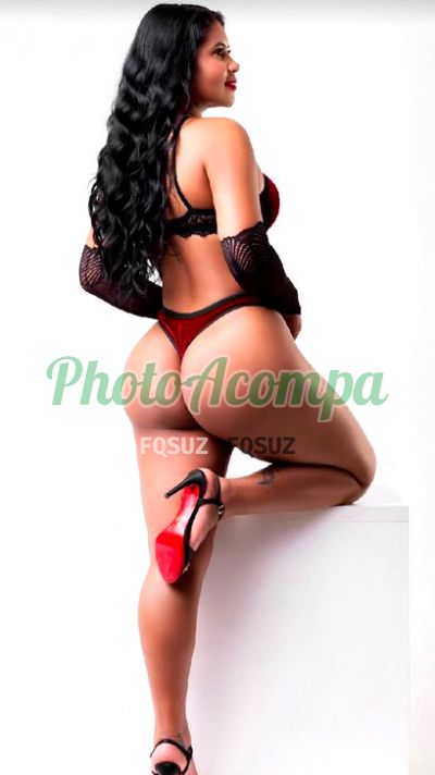 Larissa Melo, garota de programa em Taubaté