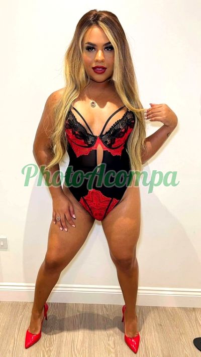 Emanuelle, travesti em Copacabana (RJ)