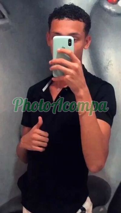 Enzo França, garoto de programa em Guaíra