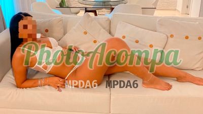 Natasha, mulher que faz videochamadas e sexting