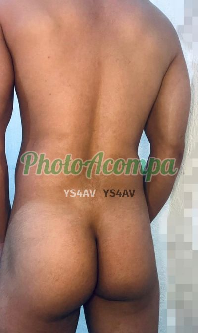 Cleiton, garoto de programa em Copacabana (RJ)