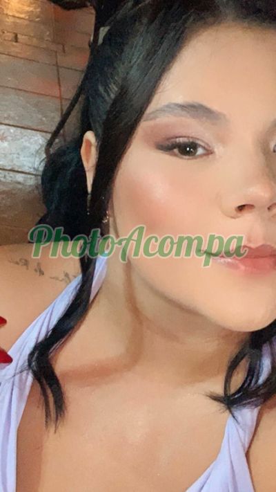 Julia Ramos, Acompanhante em Barretos