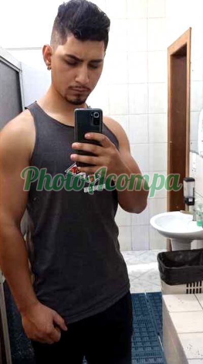 Eduardo, Garoto de programa em Curitiba