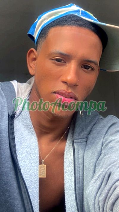 João Pedro, Garoto de programa em Serra