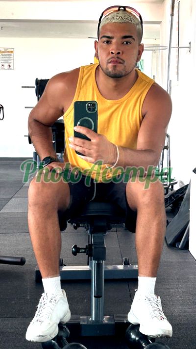 Marcelo, garoto de programa em Copacabana (RJ)