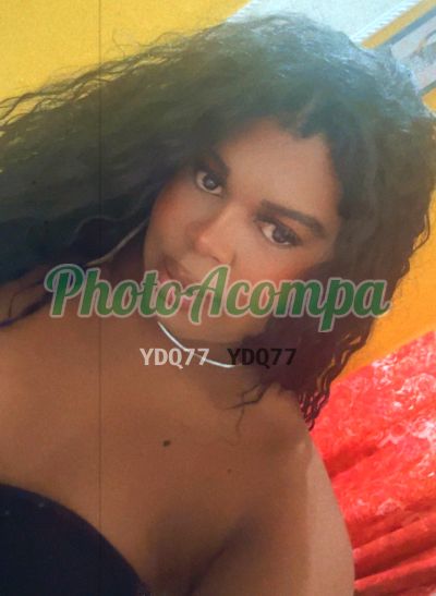 Jully (11) 98318-5143, travesti em Capivari