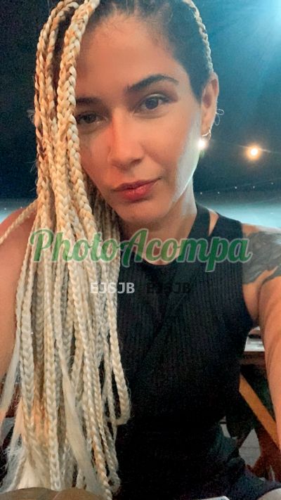 Daflin Caroline (12) 98865-3783, acompanhante em São Sebastião