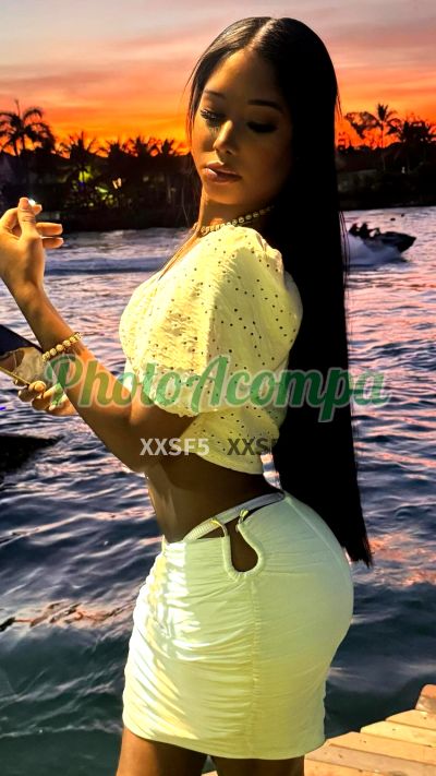 Beatriz Lopes, transex na Barra da Tijuca (RJ)