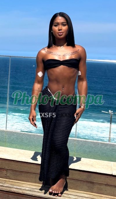 Beatriz Lopes, transex na Barra da Tijuca (RJ)