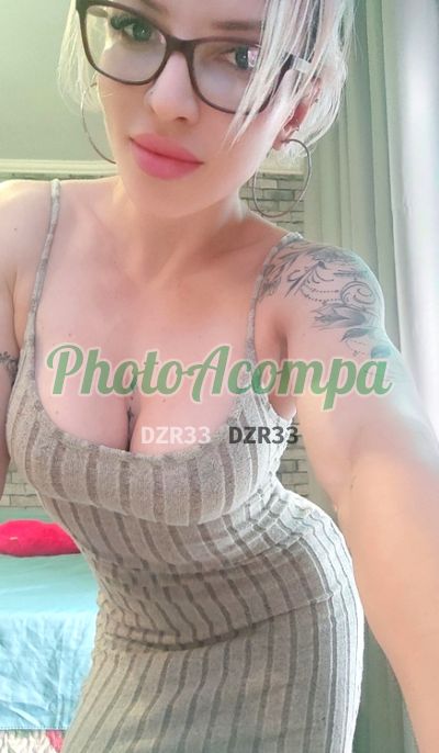 Carol Monroe, garota de programa em Recife