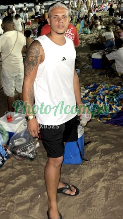 Kevin, garoto de programa em Niterói
