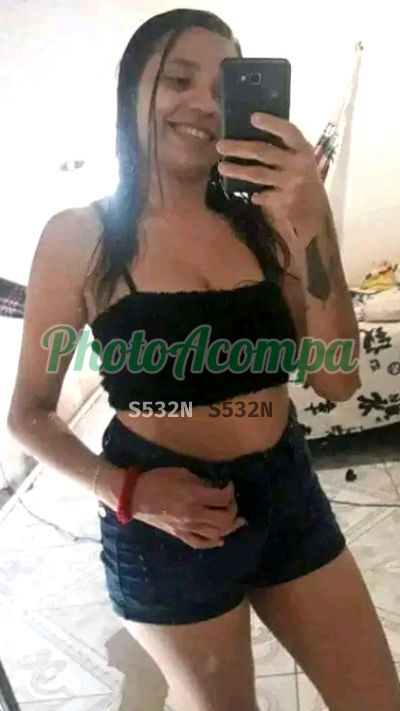 Naiara, mulher que faz videochamadas e sexting