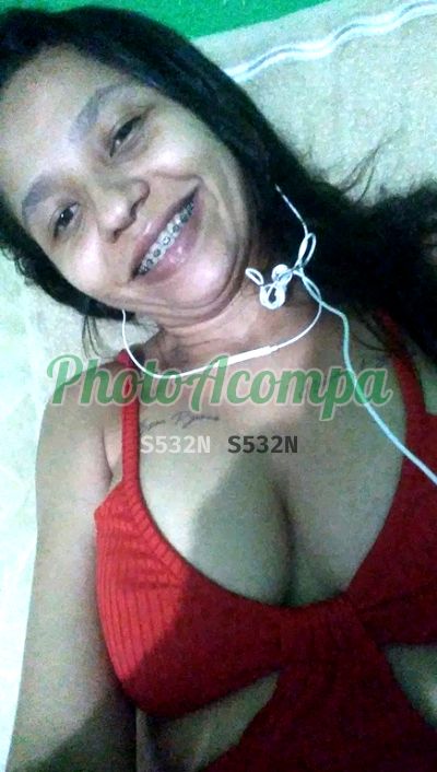 Naiara, mulher que faz videochamadas e sexting