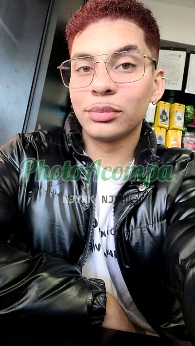 Manu, garoto de programa em Antônio Carlos