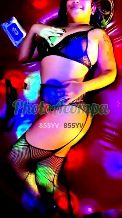 Fanny Prado, mulher que faz videochamadas e sexting