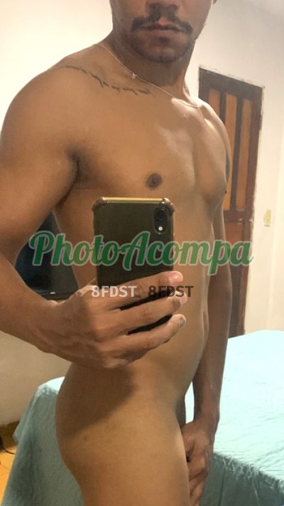 Santiago, garoto de programa em Fortaleza