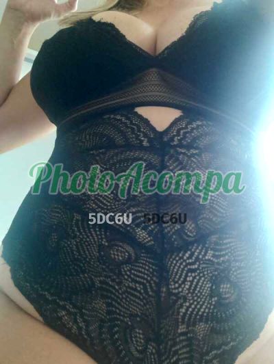Hellen (12) 99101-7804, mulher que faz massagens eróticas em São José dos Campos