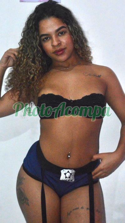 Mel, Garota de programa em Niterói