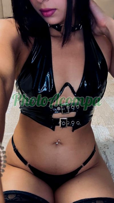 Bela Angel, mulher que faz videochamadas e sexting