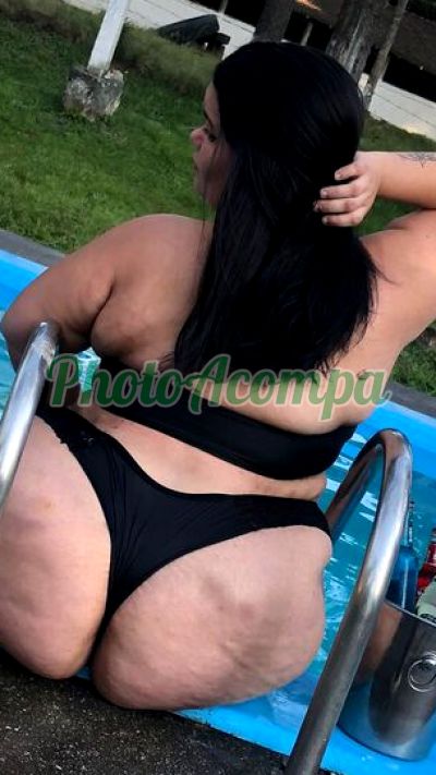 Gaby Oliveira, mulher que faz videochamadas e sexting
