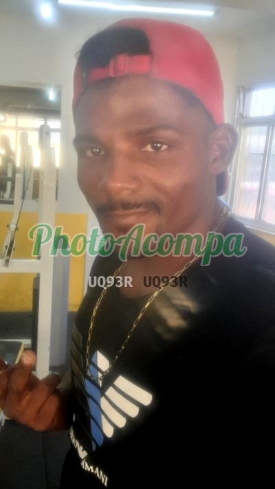 Darlyn, garoto de programa em Maricá