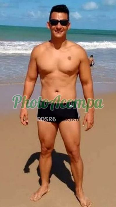 Júnior, garoto de programa em Recife