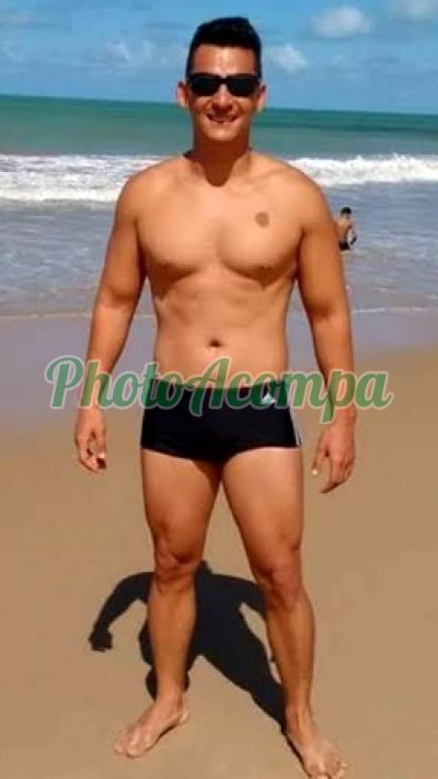 Júnior, Garoto de programa em Recife