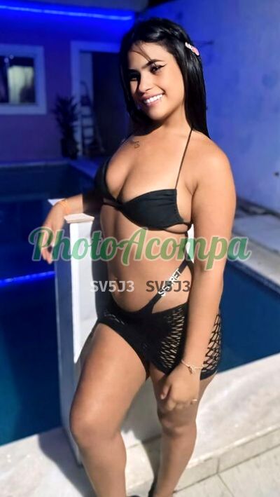Lara, garota de programa no Guarujá