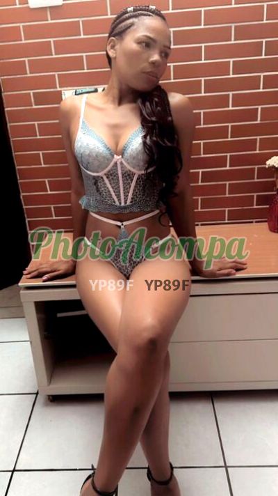 Suzy, escort em Santos