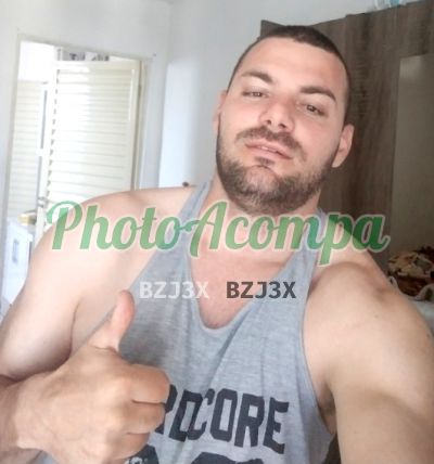 Jimmy, garoto de programa no Centro Cívico (Curitiba)