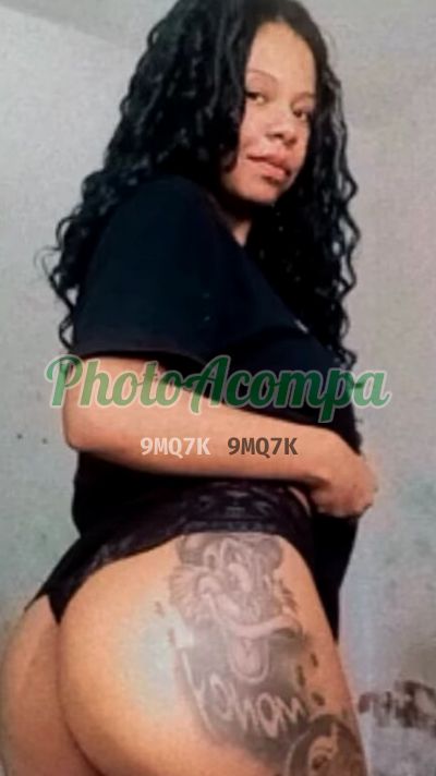 Pretinha, mulher que faz videochamadas e sexting