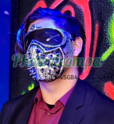 Novinho Felipe, garoto de programa em Curitiba