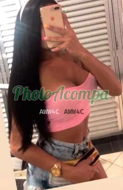 Thalya Alcântara, travesti em Ubatuba