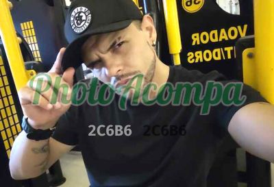 Dionatan, garoto de programa em Alvorada