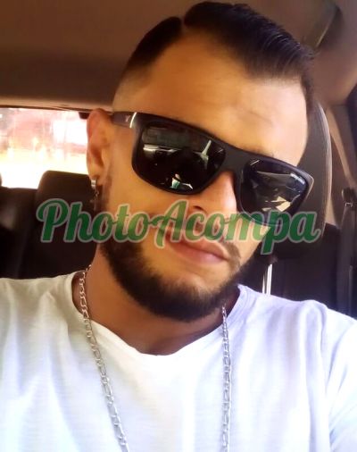 Dionatan, garoto de programa em Alvorada