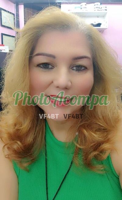 Rozely, mulher que faz massagens eróticas em Londrina