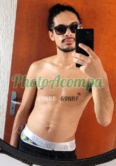 Felipe, garoto de programa em São Paulo