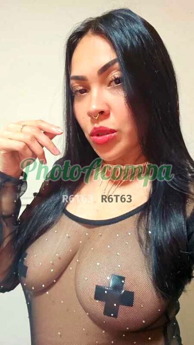 Carolina, garota de programa em São José dos Campos