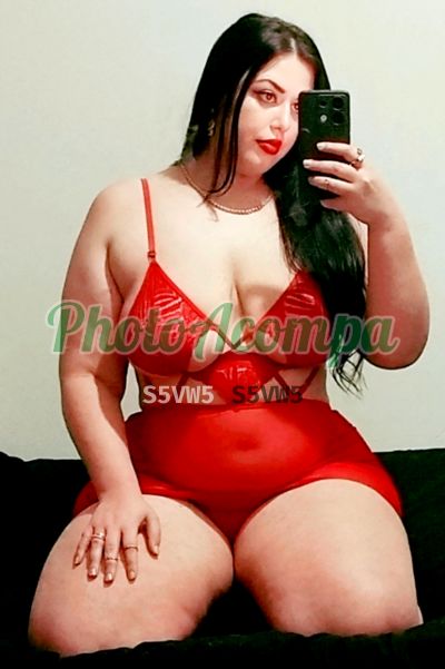 Marcela Campos, mulher que faz videochamadas e sexting