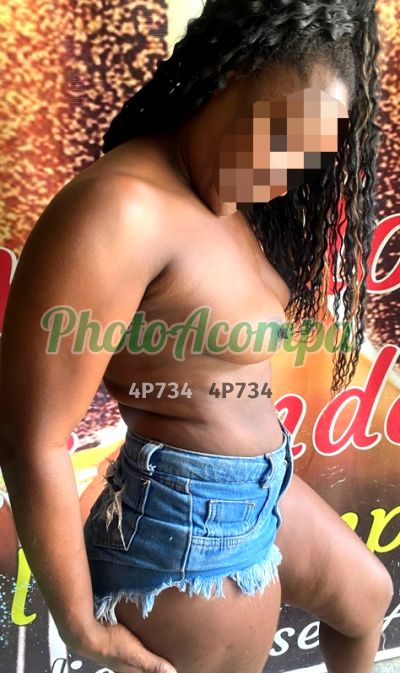 Stefany Mendes, garota de programa em Queimados