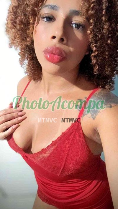 Isys Vitória, mulher que faz videochamadas e sexting